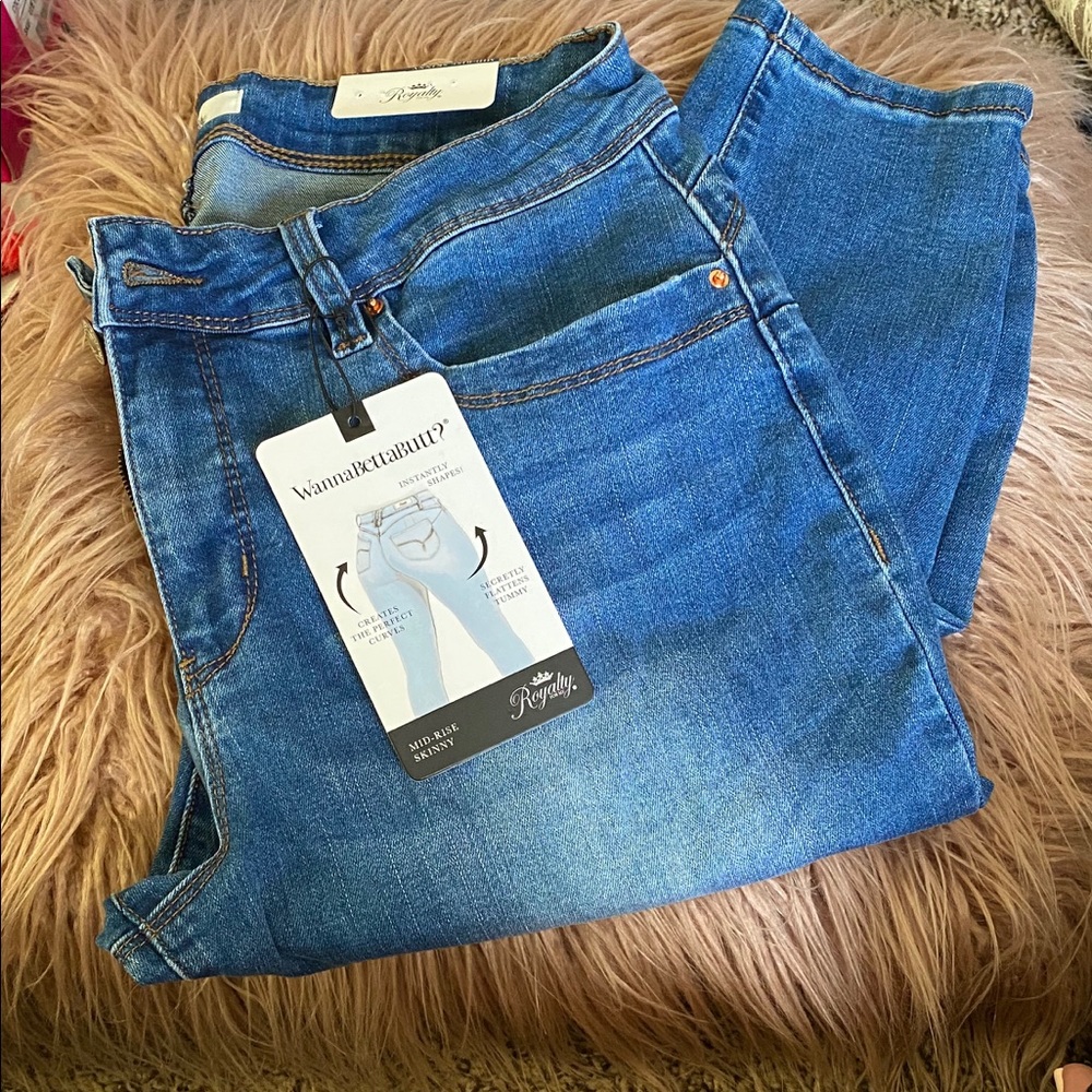 Skinny jeans